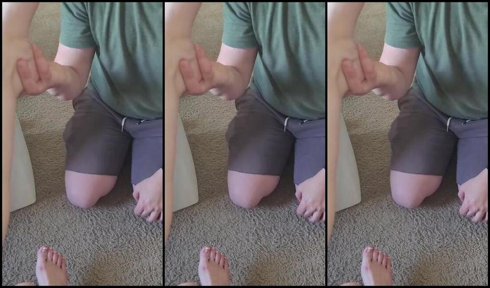 Feetofastoner Nicknamed Feetofastonervip Onlyfans I Know Youre Jealous Wishing It Was You That Licked Up All The Toe Lint After