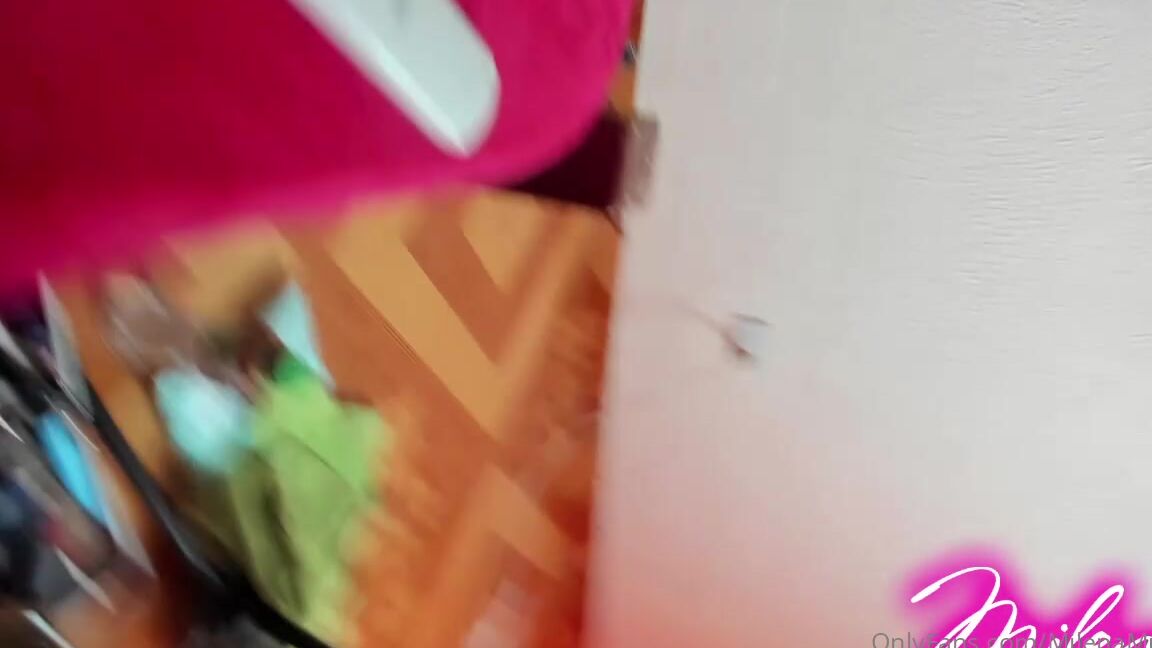 Milenamunoz I Cum On My New House Me Corri En Mi Nueva Casa