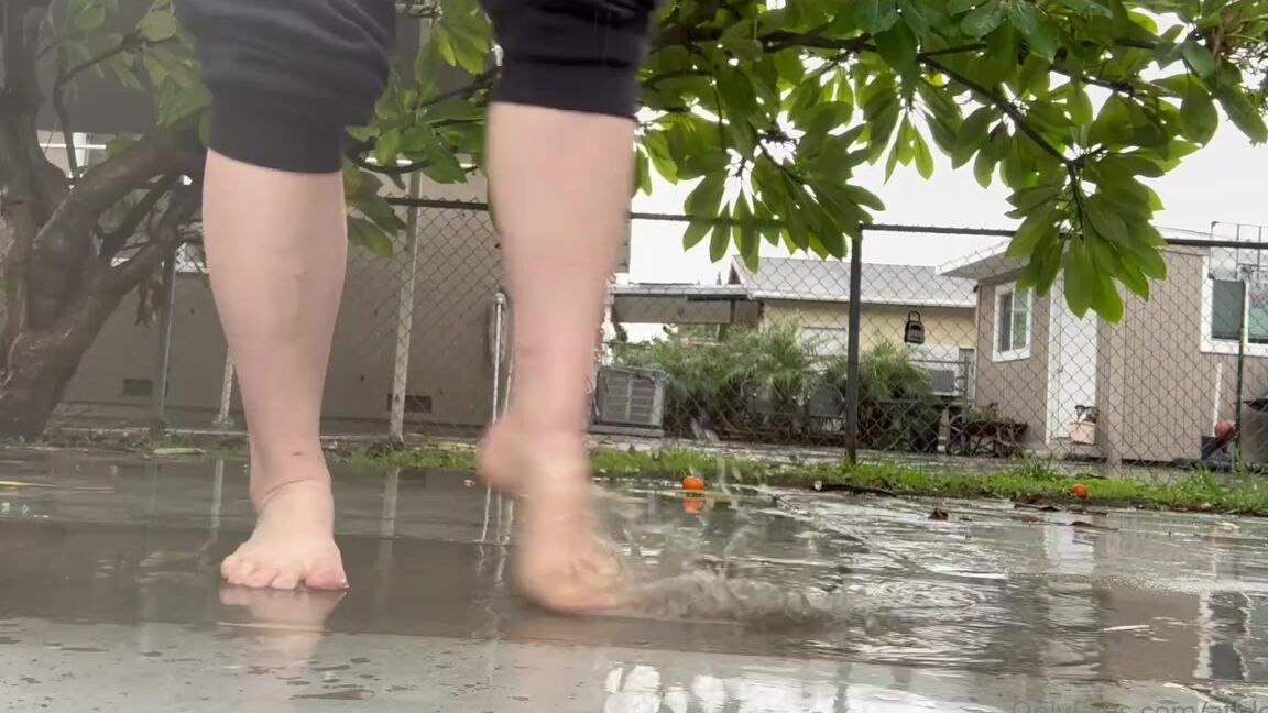 Athletoes Nicknamed Athletoes Onlyfans When It Rains There Is A 100 Chance That I M Playing