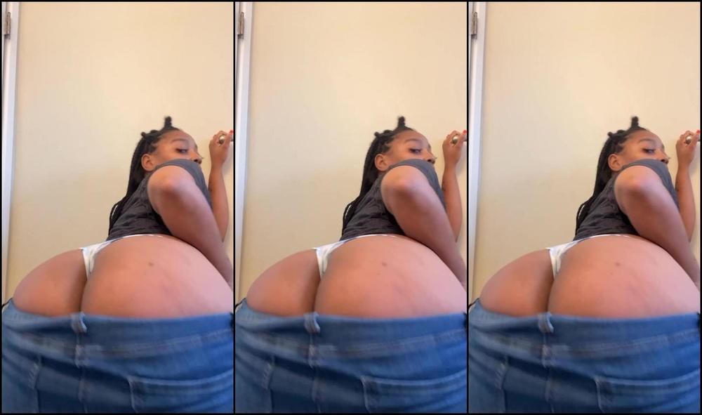 Naeneezyy 3624352042 12 28 2024 Peek A Boo Babe I Had To Get A Video In Before I Left For My