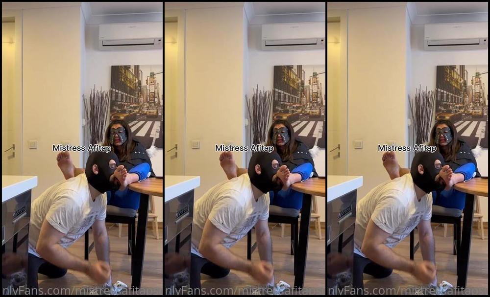 Mistressafitapsultan Sweaty Socks Nd Feet After Gym Wiz My Slave Malko