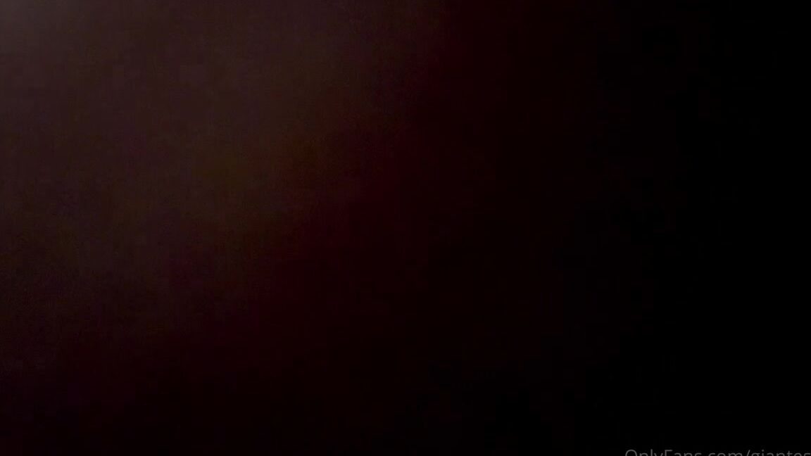 Giantess Tara Nicknamed Giantesstara 08 14 2024 Onlyfans Video Happy Hump Day Its A Wonderful Day To Crush You All With My Ass