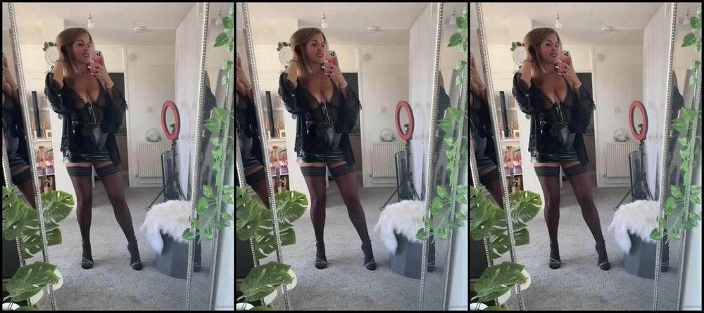 The Queen Of Sole Aka Missesdiscreets Onlyfans It S Friday And I M So Ready To Fuck You Up 2