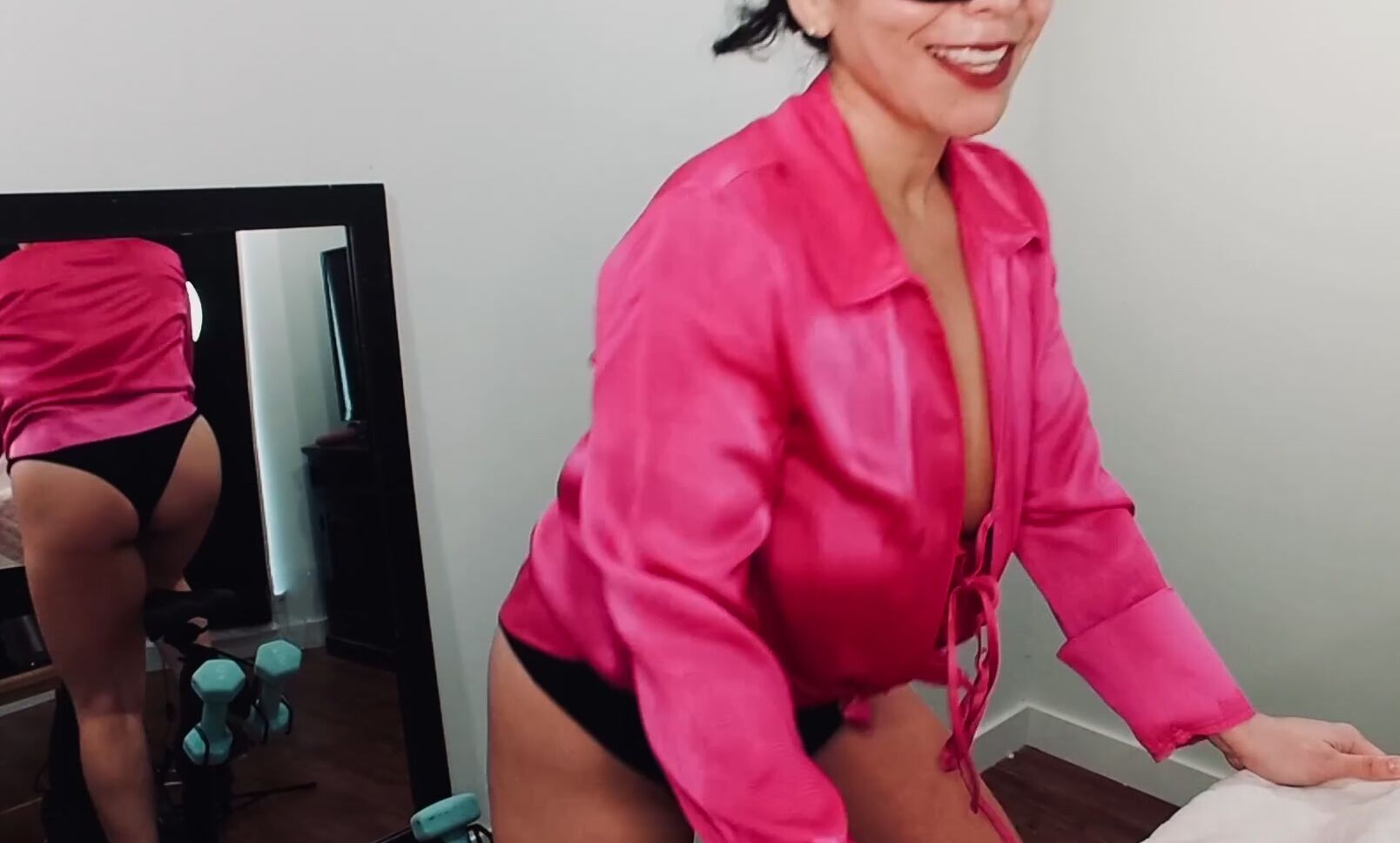 Sweatyfaye Happy Freakin Friday I Am Feeling So Good And This Heart Felt Song Really Gives Me All