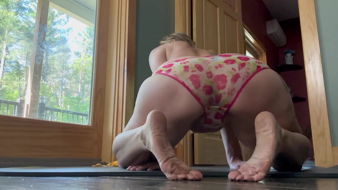 Longtoesally Nicknamed Longtoesally Stormy 07 05 2025 Onlyfans Video The Gas Never Stops Getting Ready To Get Jolted With That Smell Part 6