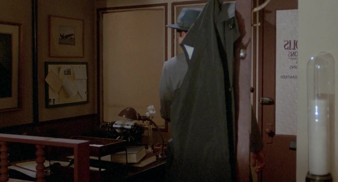 "Lisa De Leeuw, Hillary Summers, Juliet Anderson, Veronica Hart, Samantha Fox (as Sammatha Fox), Kelly Nichols, Phaery I. Burd, John Leslie, Kevin James, John F. Goff (as Tom Reece)" Feature, All Sex, Noir, Classic Dixie Ray Hollywood Star Vinegar Sy