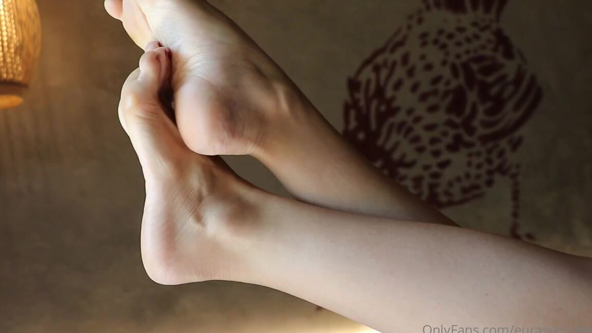 Eurasian Feet Vip Nicknamed Eurasian Feet Vip 01 11 2023 Onlyfans Video Many Of You Were Complimenting My Beautiful Legs And Requested More Leg Tease
