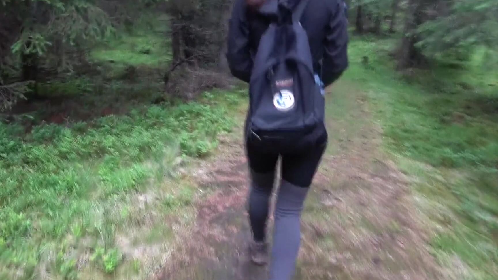 Pornforlife1122334 233.Hiking adventures fucking bubble butt hiker next to the tree with cumhot on her ass xhamster