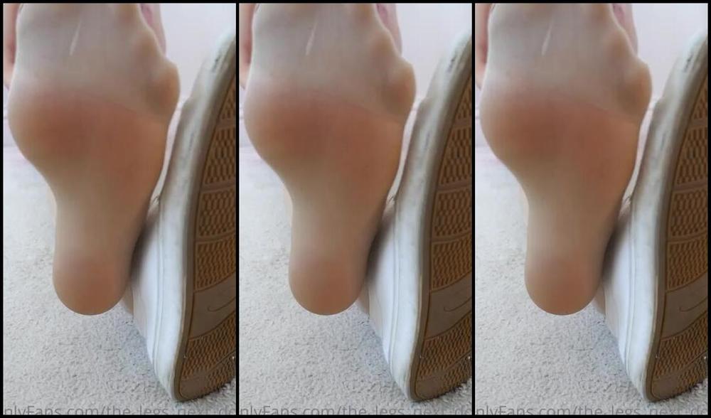 The Legs Next Door Nicknamed The Legs Next Door Onlyfans Sniff My Shoes Lick My Soles And Suck My Toes Annabel