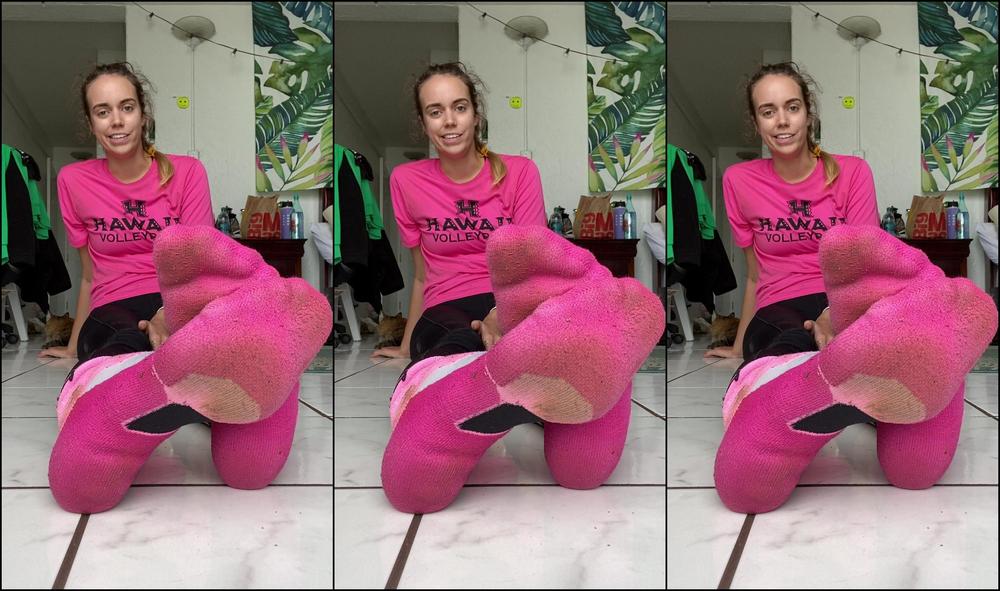 Goddesstalltasha 256127540 04 24 2020 Sweaty Smell Sock Removal Post 6 And A Half Hour Hike To The Stairway To Heaven