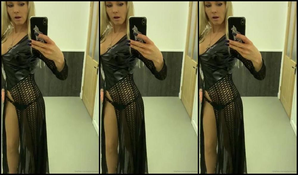 Ladydarkangeluk Onlyfans Haven T Worn This In Ages Love The Way It Sits On Me Shoes