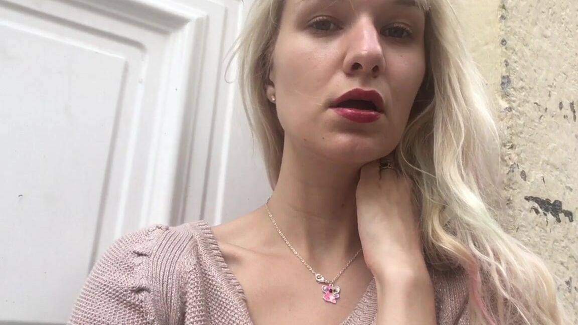 Goddess Vanessa Public Hiccups