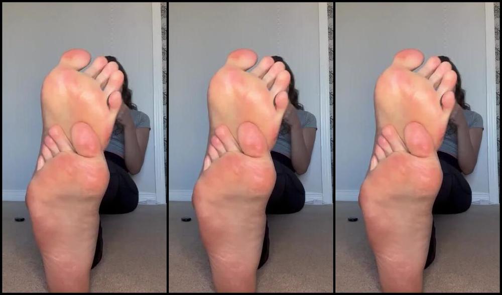 Queenz Sfeet Nicknamed Feetznation Onlyfans Ignoring You Is My Hobby