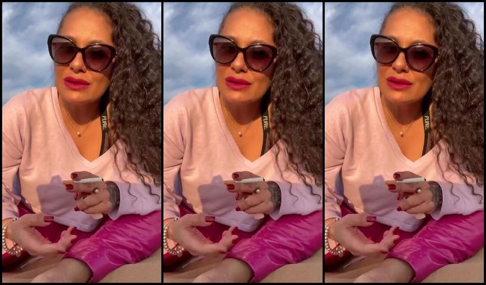 Sahilde Sigara Keyfi Goddess Inannap