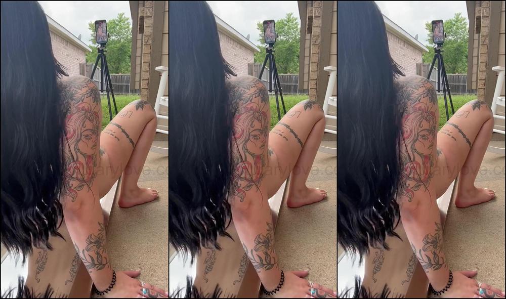 Sugarantippv Riding My Mirror Until I Squirted Like Crazyyyy