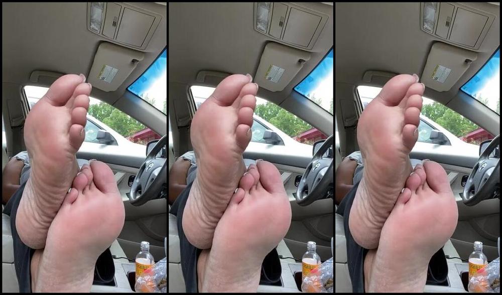 Foot Therapy Nicknamed Atlfoottherapy 12 16 2024 Onlyfans Video Car Soles
