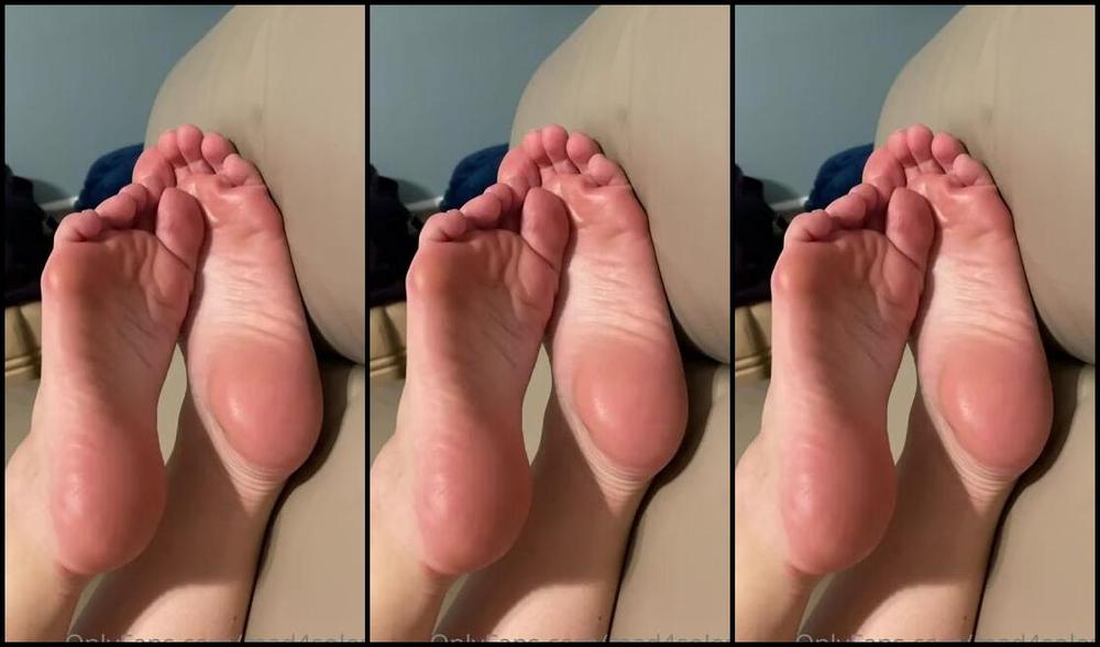 Goddess Mads Nicknamed Mad4Soles Onlyfans Just Here To Show Off My Soles A Bit Of My Ass As Well
