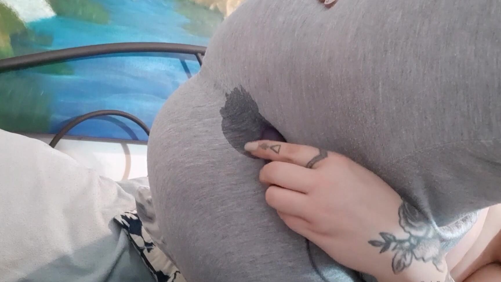 Harmony Lane Have This Messy Throwback Happy Humpday