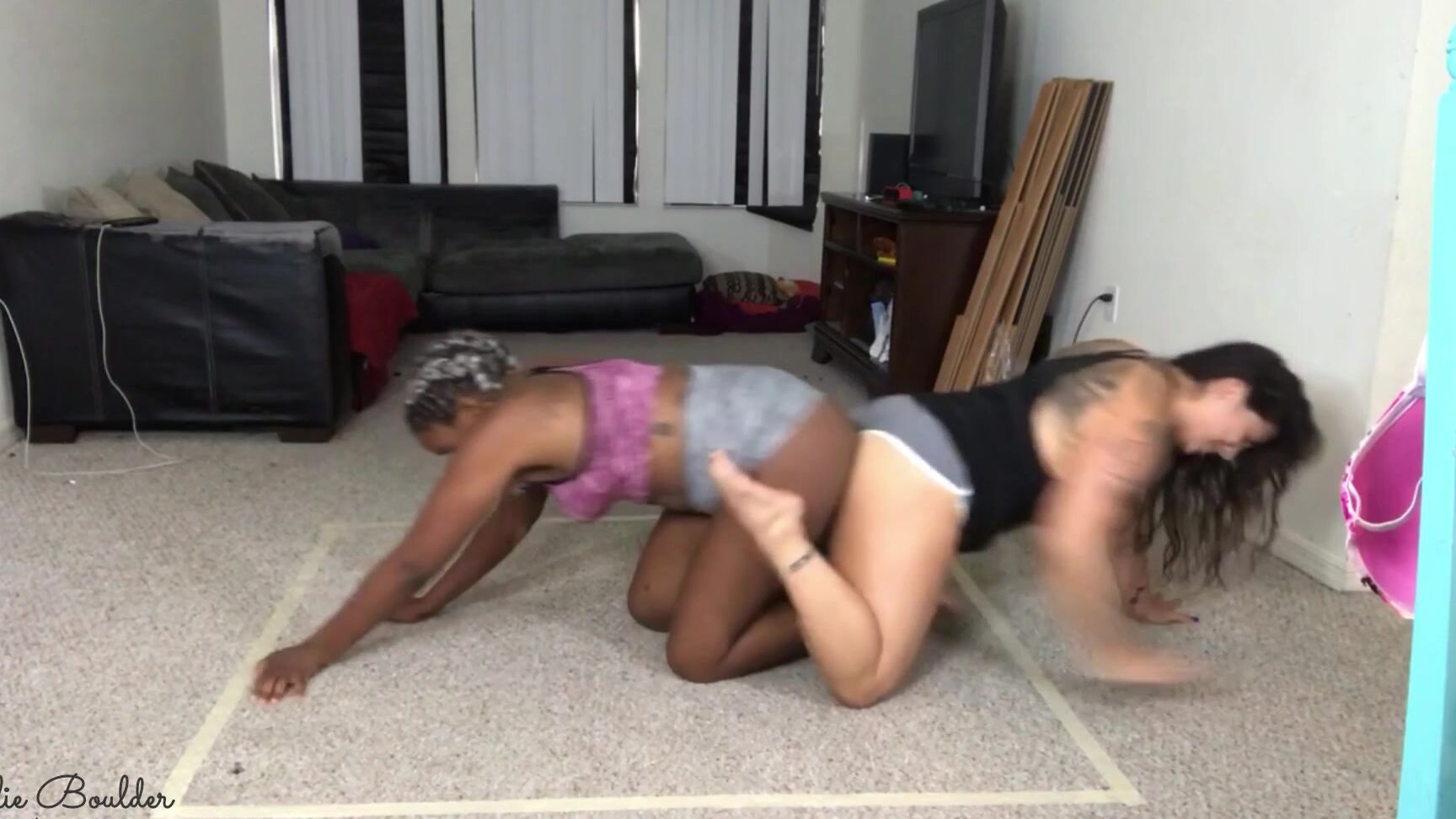 Ellieboulder Butt Wrestling Rematch Siren Amp Ellie