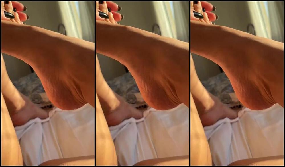 Enna 88 Onlyfans Eu Amo Oral Intercalado Com Chupadas Nos Ps Isso Me Deixa Louca De Teso I Love