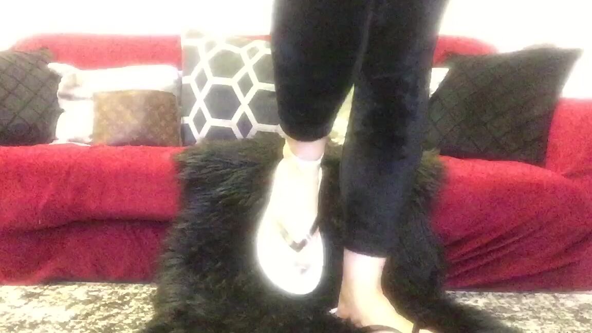 Anushkavelvet Onlyfans I Know A Weak Foot Boy Who Goes Wild At The Sound Of My Flip Flops Clapping Against My Soles Is