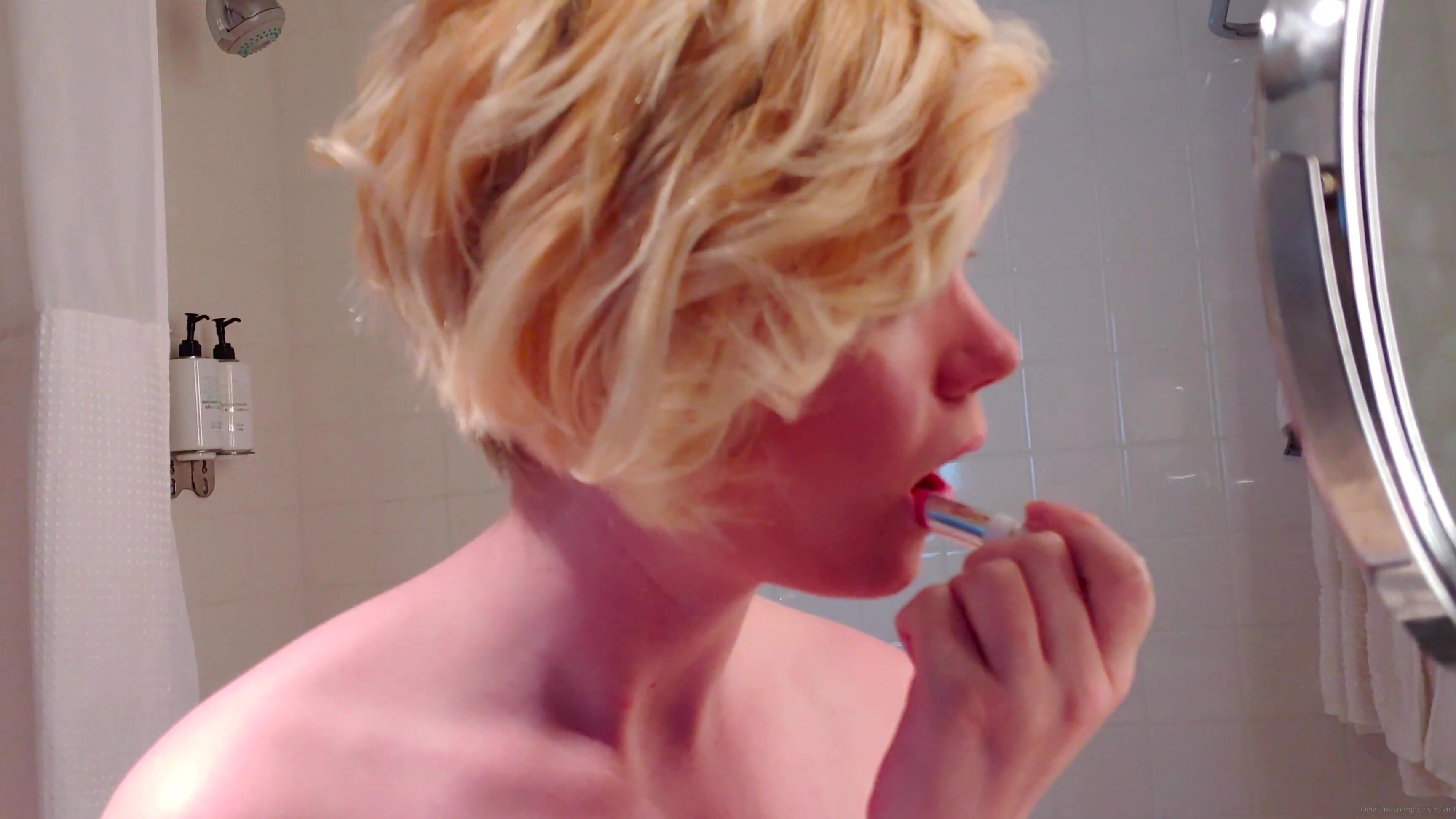 vexxwilder-04-10-2019-67492342-i-had-such-a-good-time-at-dinner-i-just-had-to-have-you-for-dessert