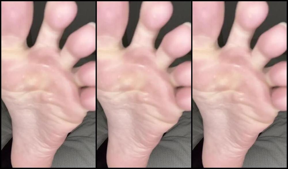 Goddessophelia Onlyfans Let S Take Turns Licking