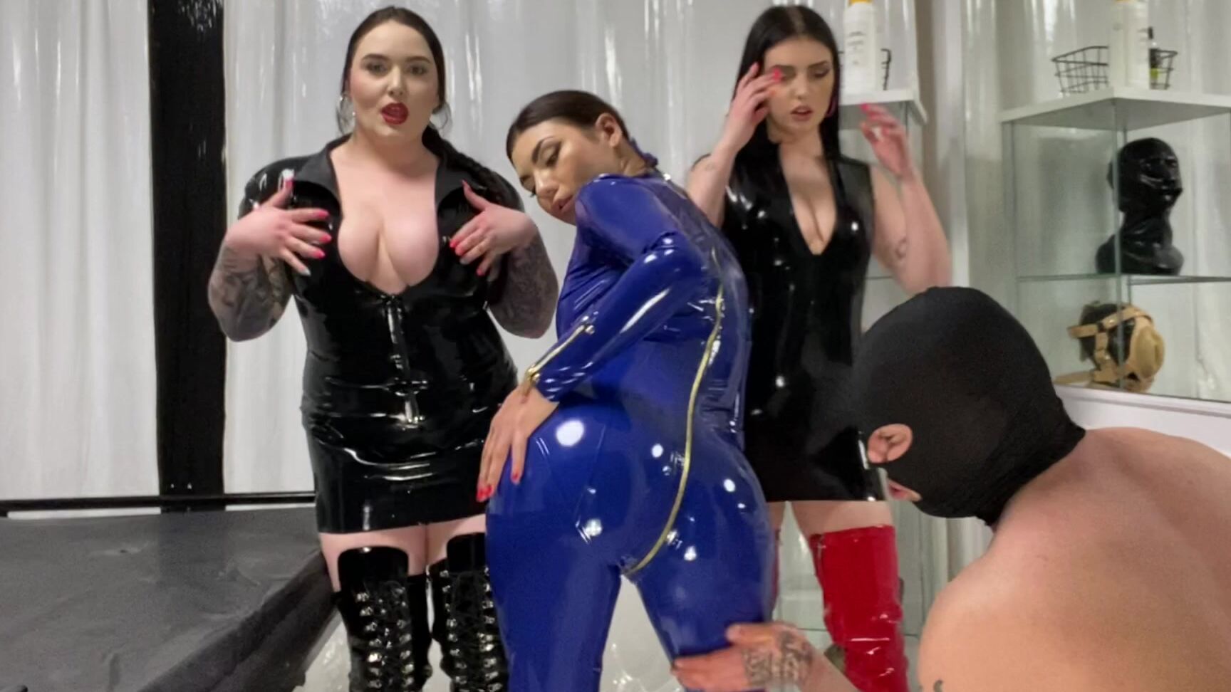 Mistresskarino Latex Shining And Worship For 3 Goddesses Rubber Fetish