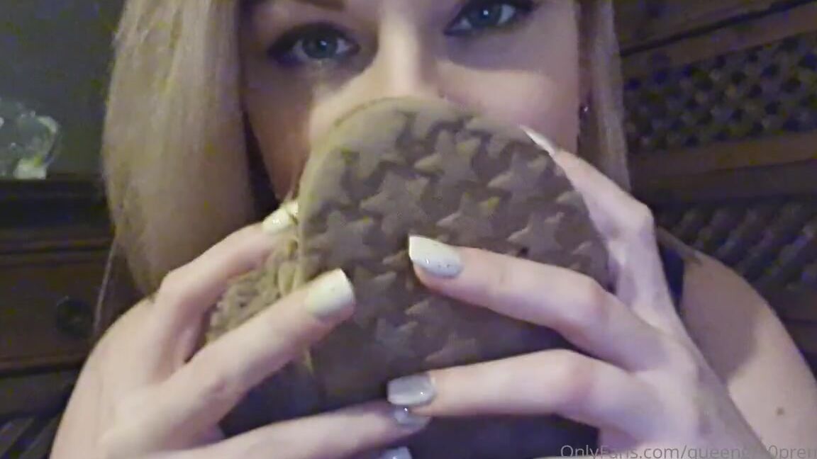 The Foot Queen Of England Aka Queengf90Premium Onlyfans White Pedi Worship