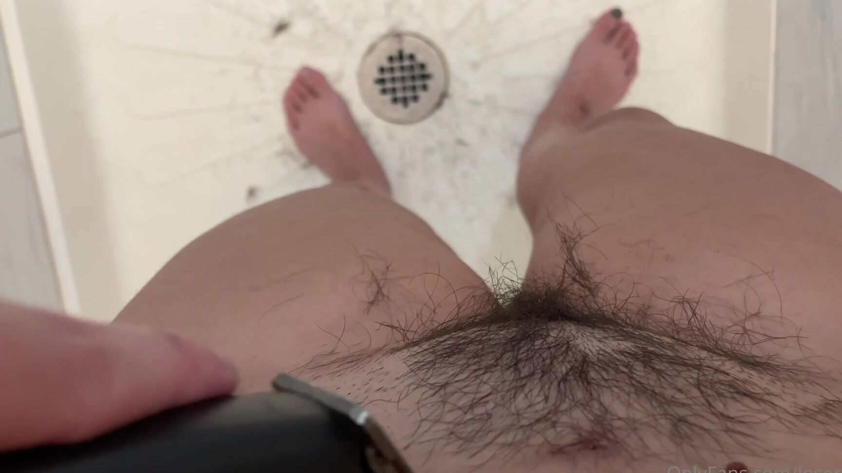 Loserlexxx 2877255125 06 09 2023 Shaving Legs Pussy And Armpits For Those Of You Who Like That Kinda Stuff Personally I