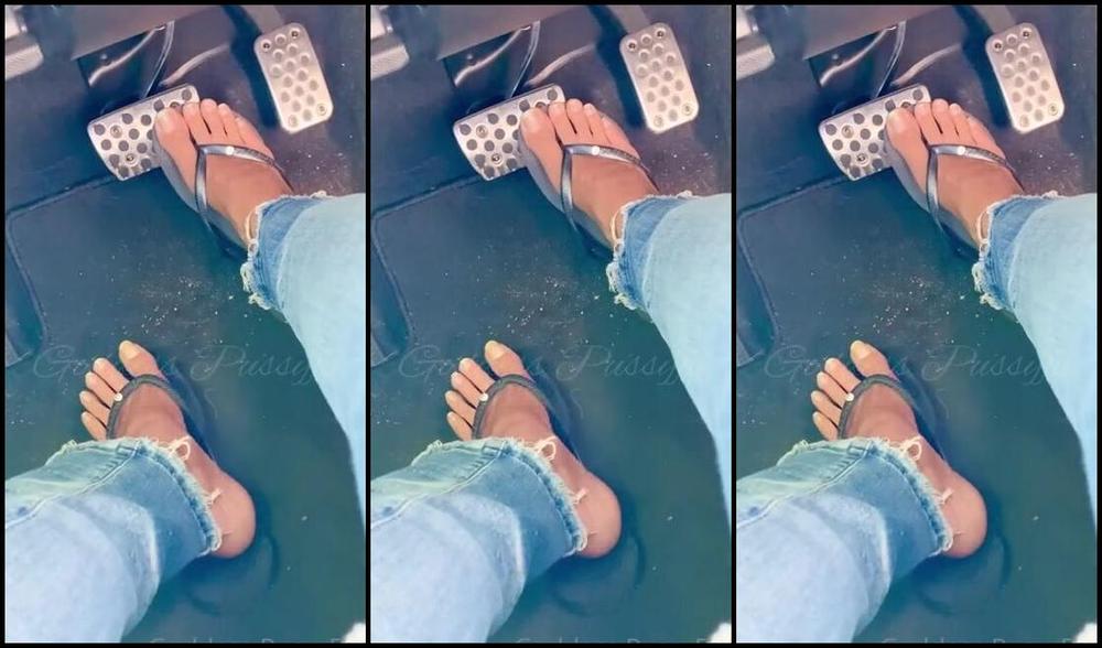 Goddess Pussyfoot Aka U186296307 Onlyfans I Went For A Drive Today It Was Such Lovely Weather Look At These Naked Toes Work These Pedals M