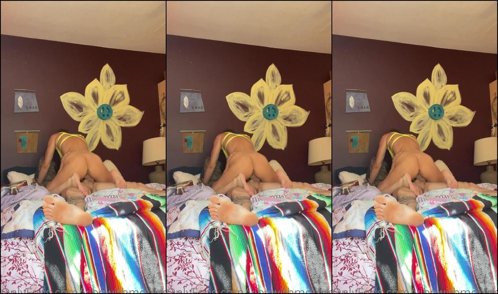 vibewithmommy-06-05-2022-2436228980-we-were-just-trying-to-have-an-honest-ukulele-training-session-when-it-turned-into-a-paint