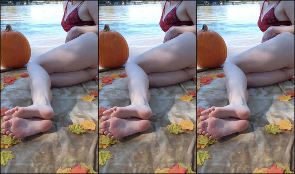 thetinyfeettreat 2021-10-24 04-44 Fansly