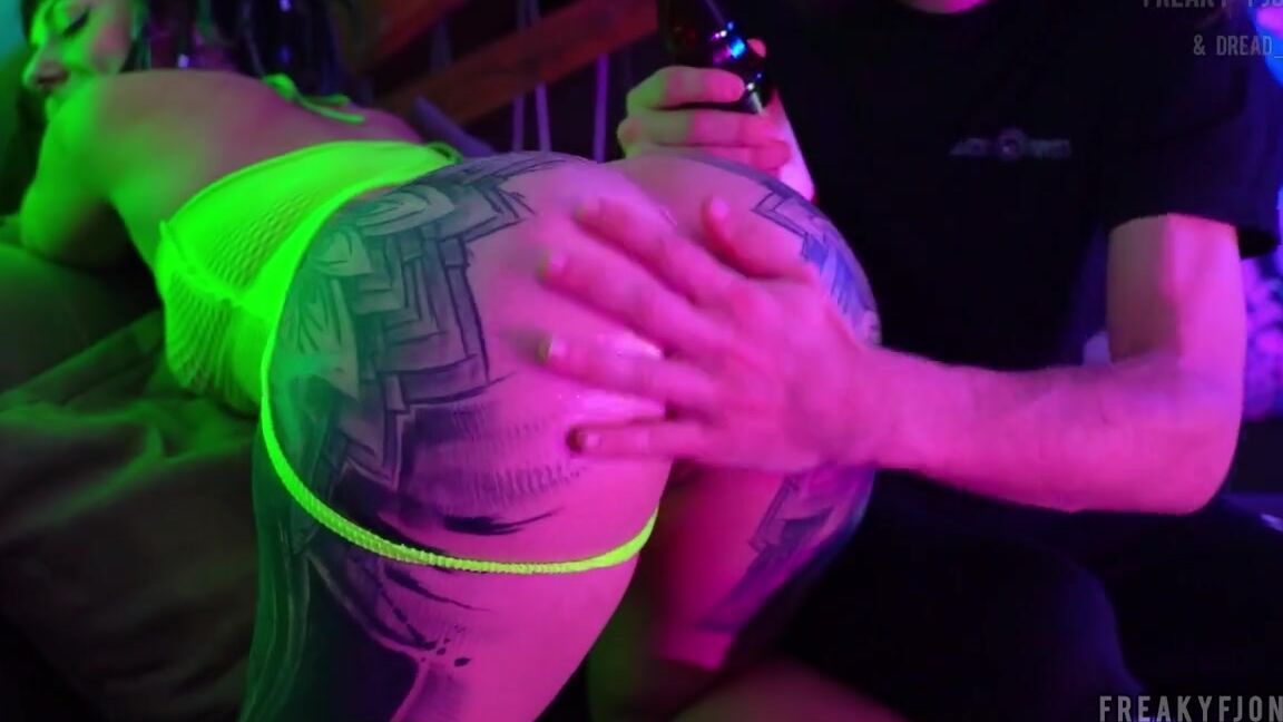 Freakyfjondaxxx 03 03 2024 Onlyfans Video Part 2 If You Wanna Watch All 27 Minutes Of This Amazing Roleplay Swipe For