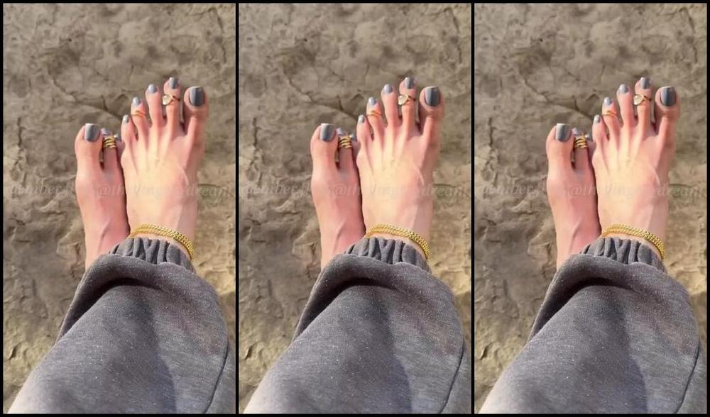 Thegingerdream Nicknamed Theginger Dream Onlyfans I Need To Start Looking At My Shoes And See Which Ones Would Look With The