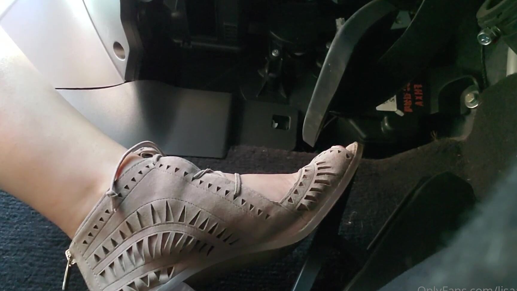 Lisaasmr Wedged Heel Driving Asmr