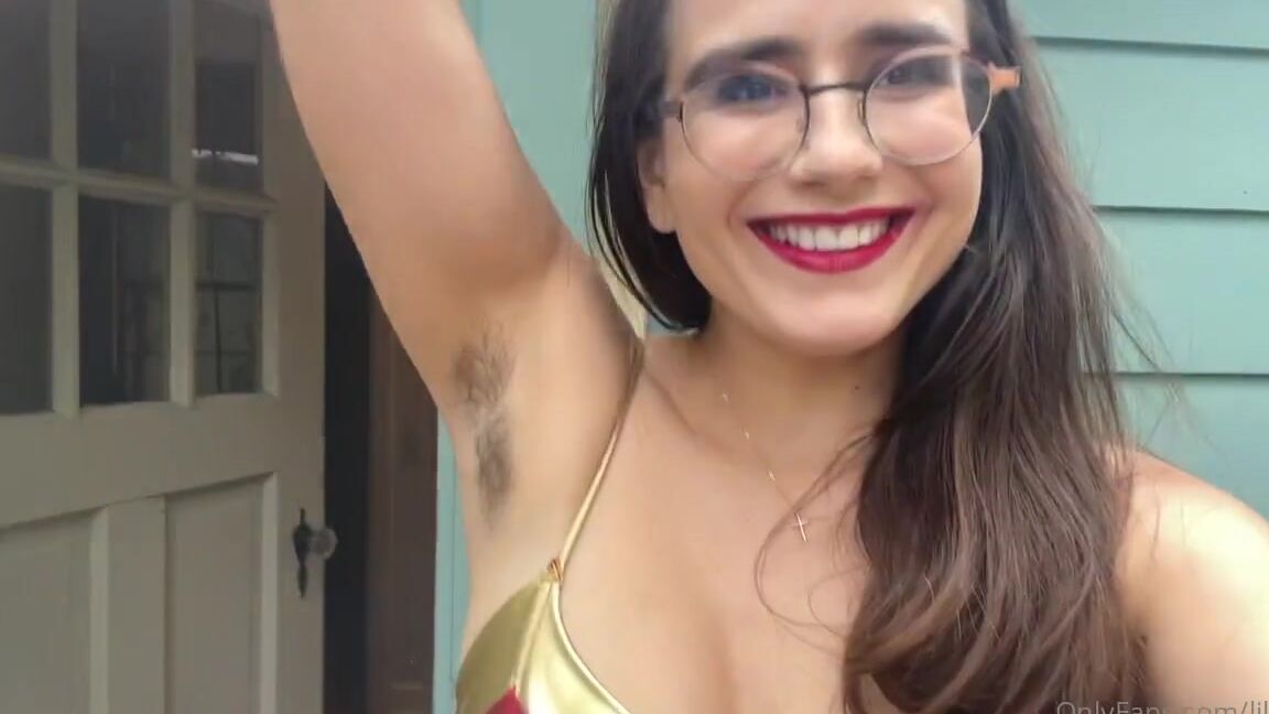 Lillyvig Onlyfans It S Hump Day And Wonder Woman Wants To Show Off Her Humps For You