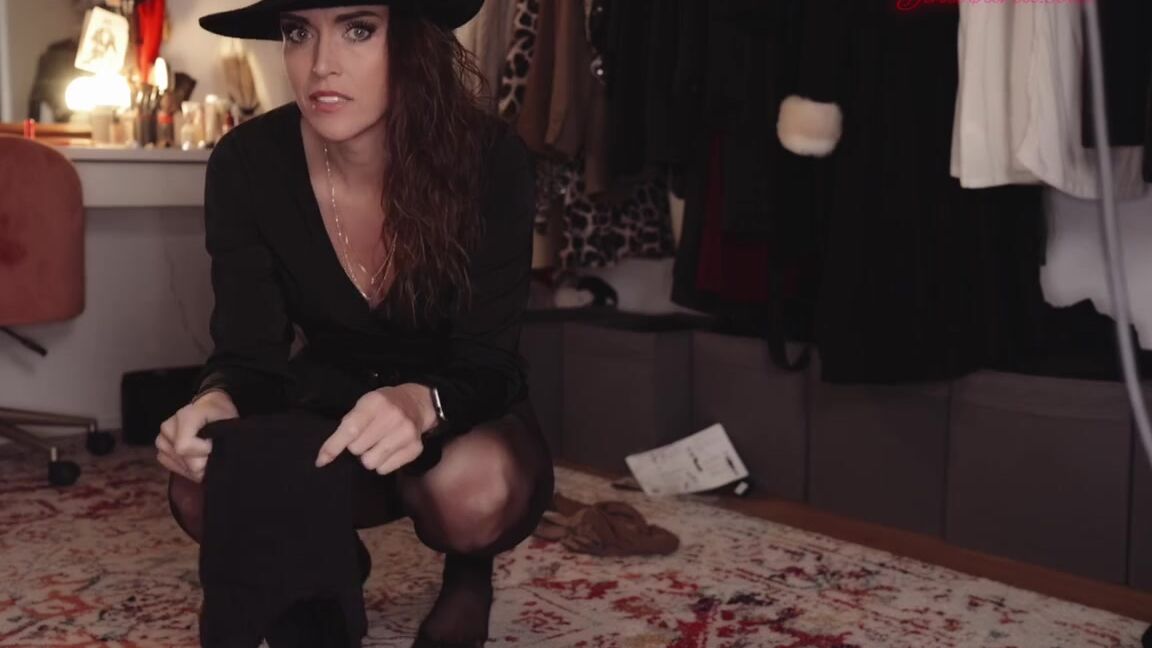 Gina Carla Nicknamed Ginacarla Onlyfans Get Dressed With Me Exclusive Asmr Your Access To The 5 Tier