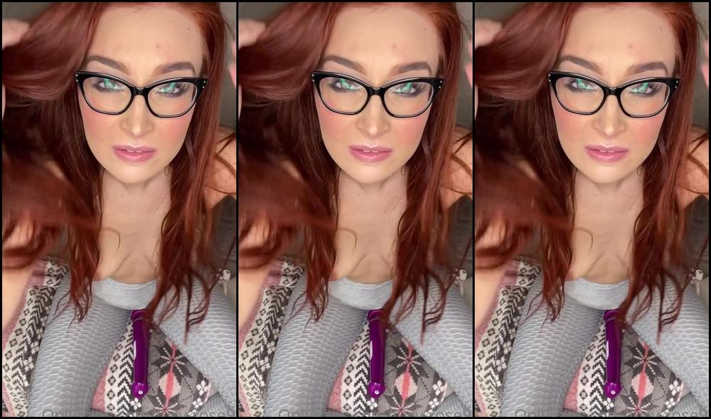 lucy-rose93-30-04-2021-2097178202-last-time-i-squirted-into-some-gym-gear-you-all-loved-it-so-here-i-am-doing-the-biggest-sq