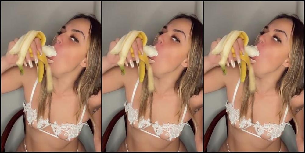 Naomirose Xoxo 2244204114 10 11 2021 Lick All The Cream Off