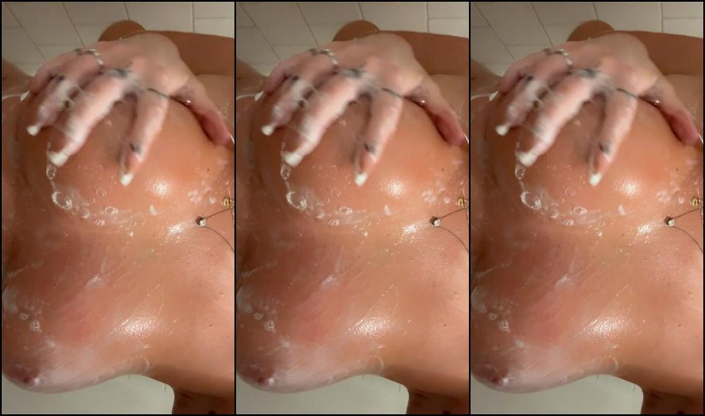 Stassilove 3238059456 03 14 2024 Do You Like Me Wet