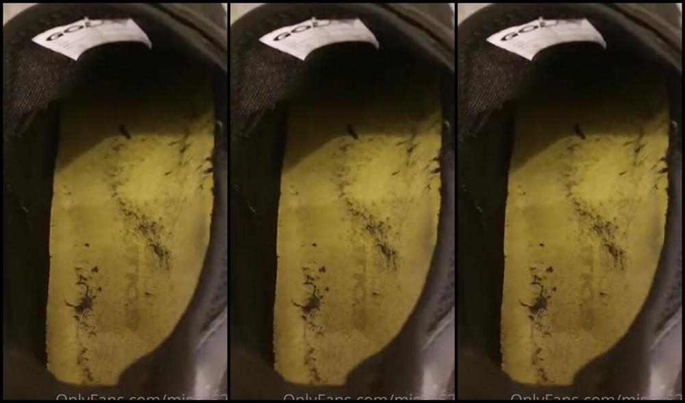 Miss B Nicknamed Missb52S Onlyfans 01 26 2021 Peeling My Socks Of After My Run