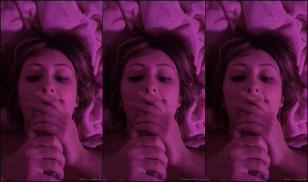 daphnedare-30-11-2019-95467225-getting-my-mouth-fucked