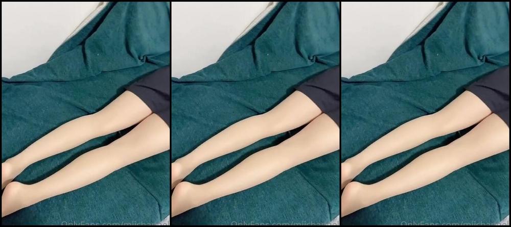 Miichannel R Nicknamed Miichannel R Onlyfans Stockings Tickle 1 Ugz