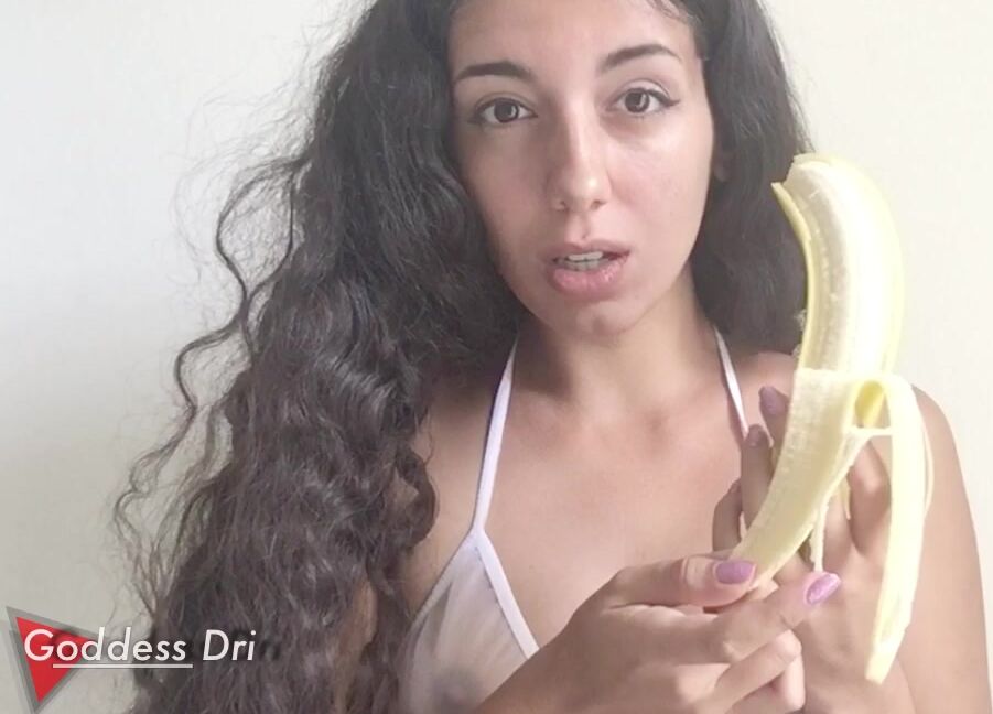 "GoddessDri" blowjob, dirty talking, food porn, sensual domination, eye contact Banana Worship manyvids
