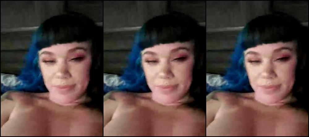 Suicidegirls Stream Started At Am Saturday Hangs With Hookedondonyx She S Having A Sa