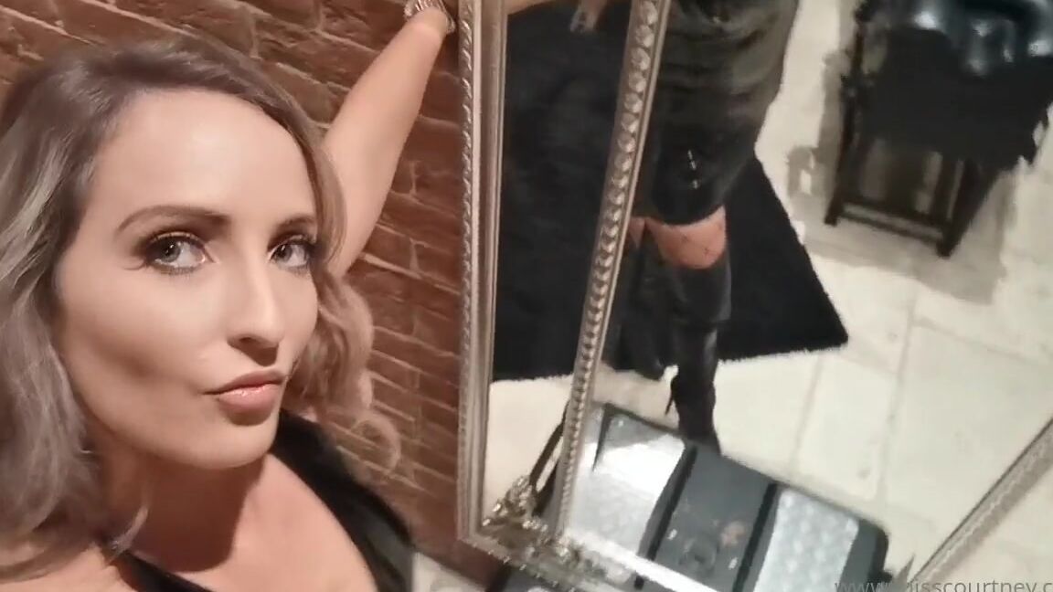 Misscourtneym Onlyfans Im Still Dreaming Fczp