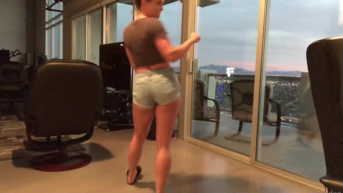 Rahyndeejames Twerk Tuesday Its A New Thing I Am Starting Right Now