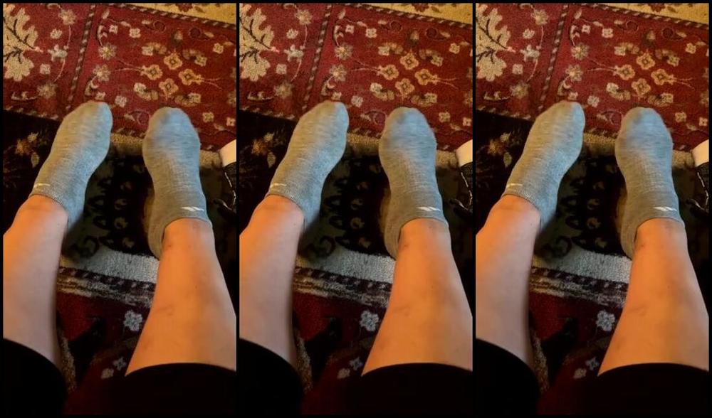 Sarah Bbw Fantasy Toes Aka Comefollowsarah Onlyfans Can You Imagine What They Smell Like After My Hike