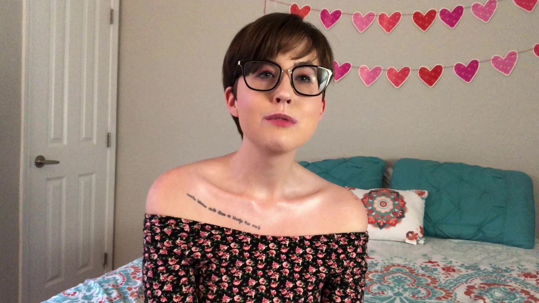 "happylilcamgirl" femaledomination, femdom, financialdomination, sph, verbalhardcorehumiliation Fuck Your Savior Complex manyvids